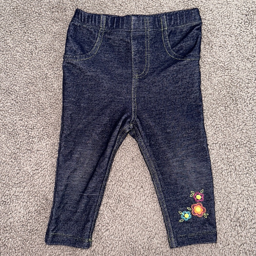 🏷️ 5 for $25 🏷️ Kids Headquarters 12 months leggings